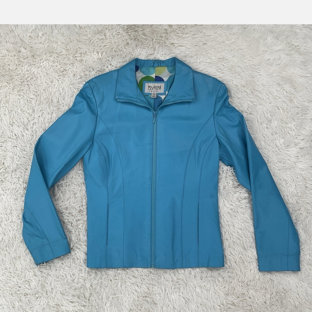 Gorgeous Wilson’s Leather Y2K vintage Blue Jacket. Size s